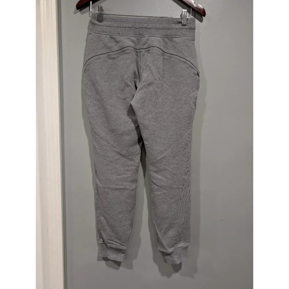 Lululemon 2 Pairs Of Joggers Gray Warm Down Jogger Camo Ready To Rulu Sz 6